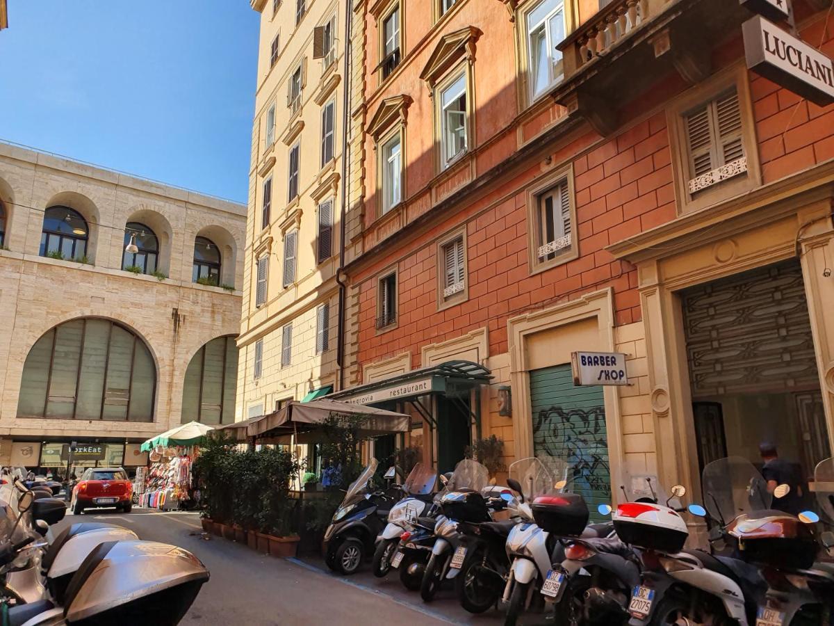 רומא Alloggio Turistico Di Fuoco C מראה חיצוני תמונה