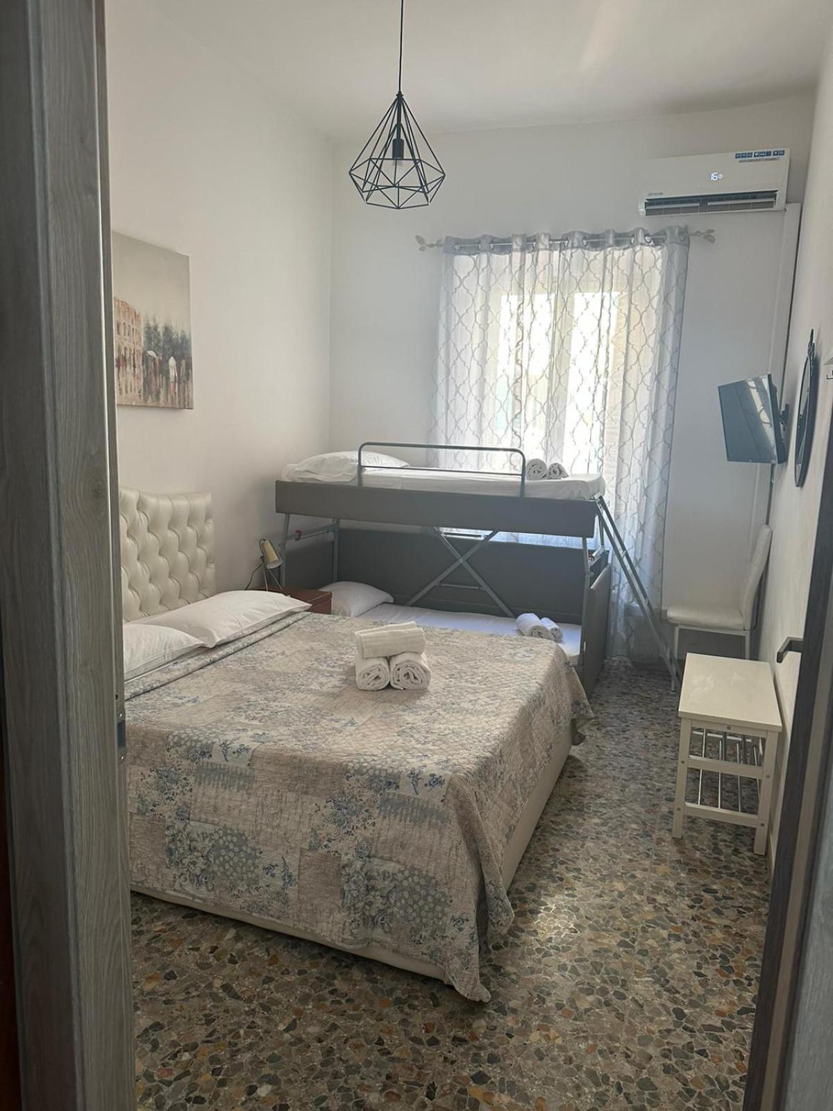 רומא Alloggio Turistico Di Fuoco C מראה חיצוני תמונה
